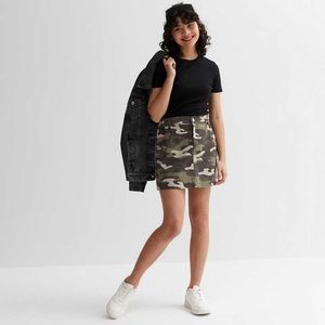 American Eagle Super Stretch Hi-Rise A-Line Camo Skirt